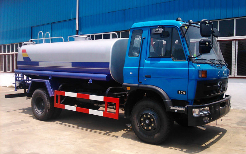 12立方康機(jī)170東風(fēng)145灑水車(chē)